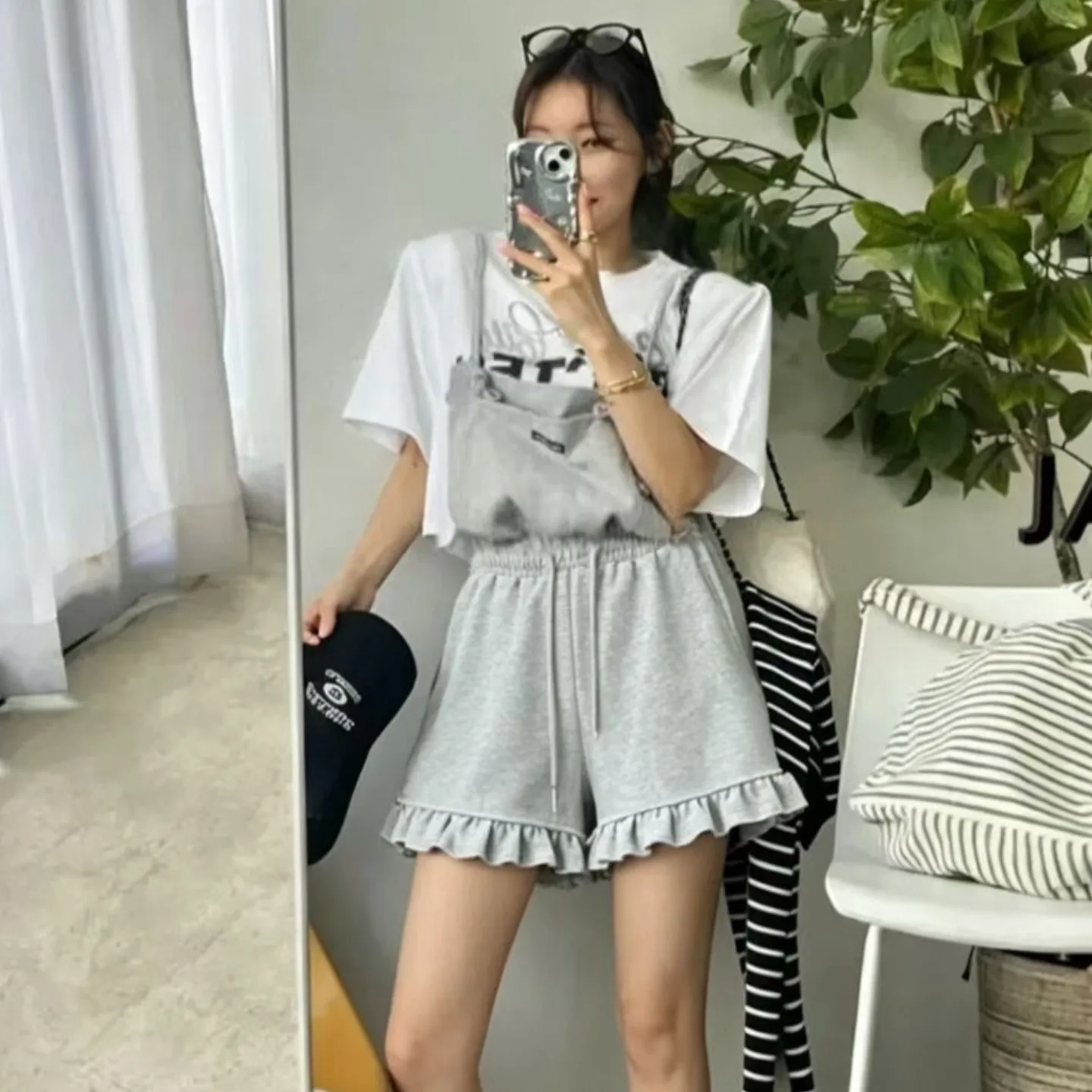 Casual One-Piece Short Pants Elastic Waist Drawstring Label Women's Leisure Suiting Spring Autumn Winter Street Style Outdoor
Casual One-Piece Short Pants Elastic Waist Drawstring Label Women's Leisure Suiting Spring Autumn Winter Street Style Outdoor