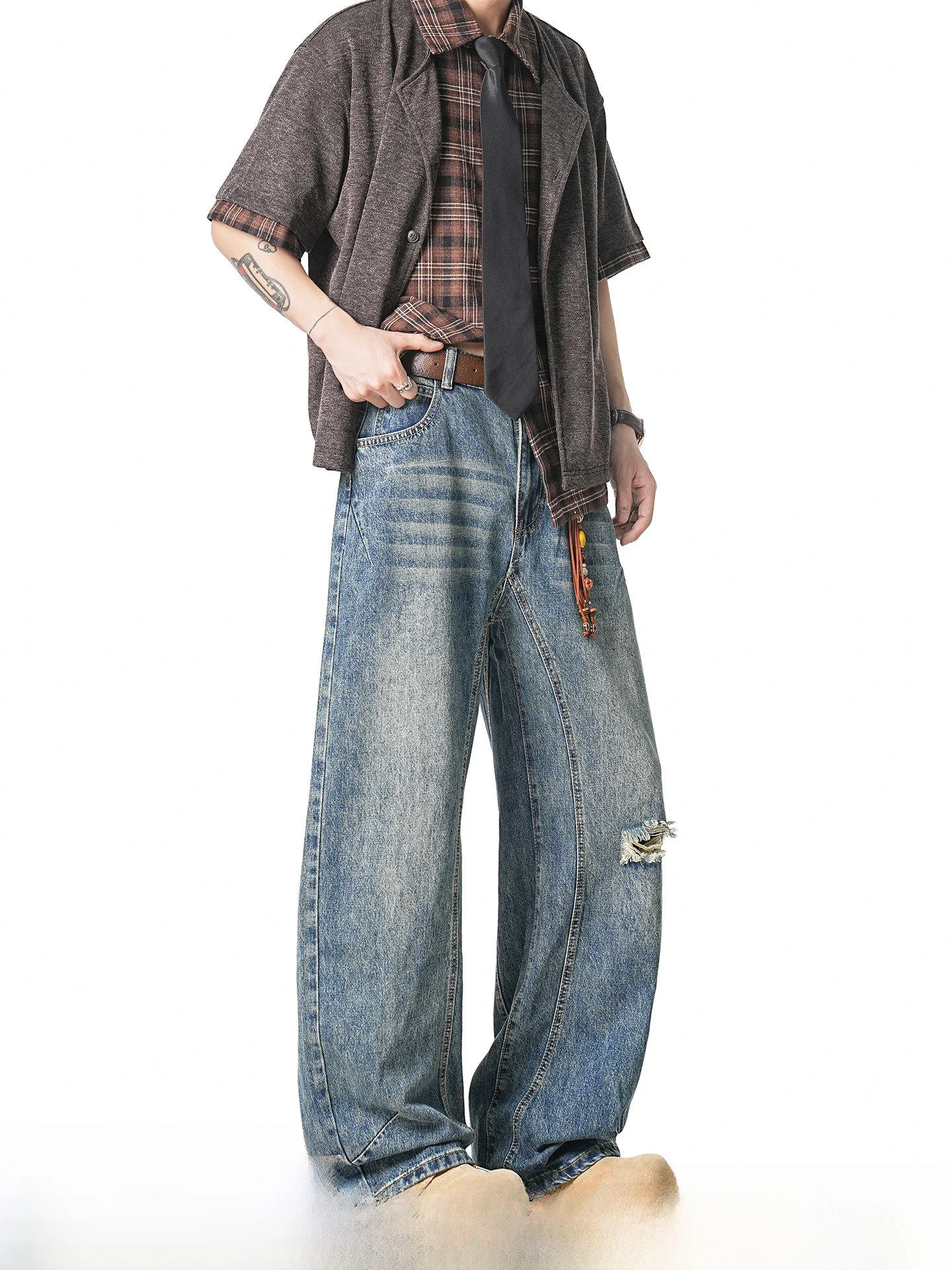 American Retro Washed Ripped Denim Jeans Men Summer Loose Straight Leg Pants Youth Trendy Commute Style Gradual Color Cotton ...
American Retro Washed Ripped Denim Jeans Men Summer Loose Straight Leg Pants Youth Trendy Commute Style Gradual Color Cotton ...