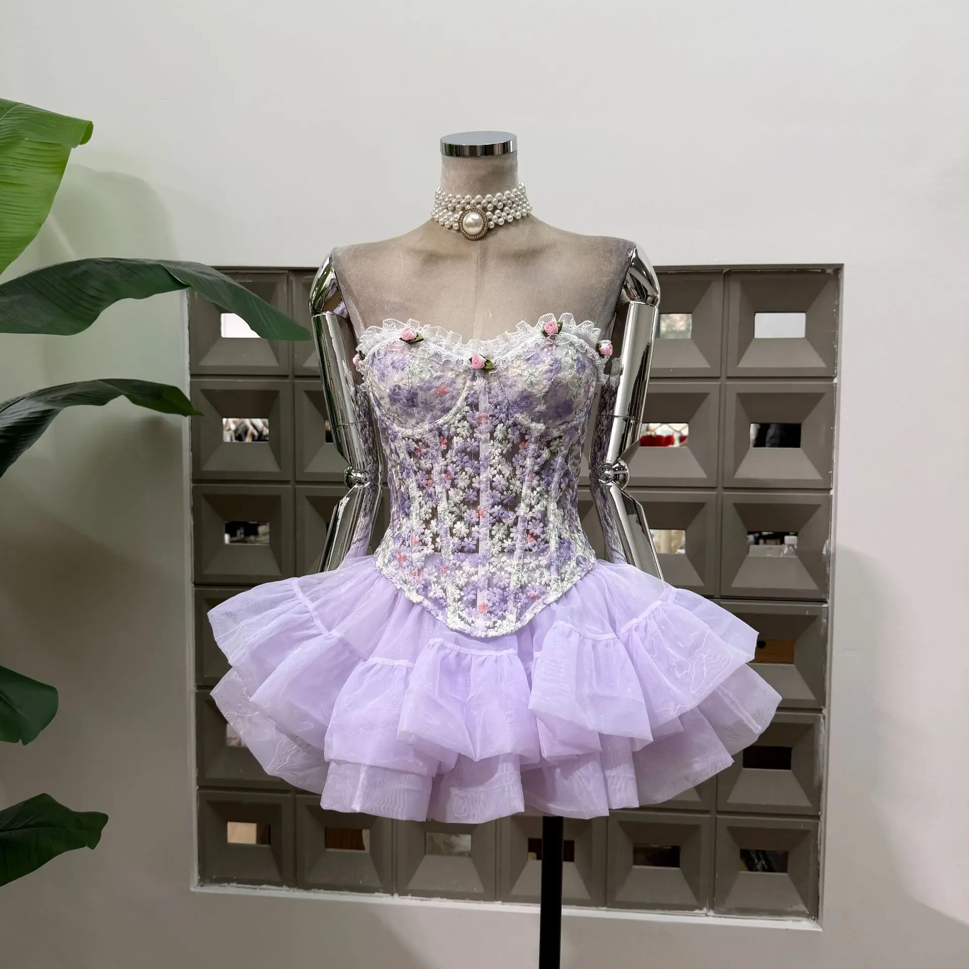 Women's Sexy Strapless Flower Corset Top And Mini Skirt 2-Piece Set for Party Nightclub Birthday High Street Club Outfit Purple
Women's Sexy Strapless Flower Corset Top And Mini Skirt 2-Piece Set for Party Nightclub Birthday High Street Club Outfit Purple