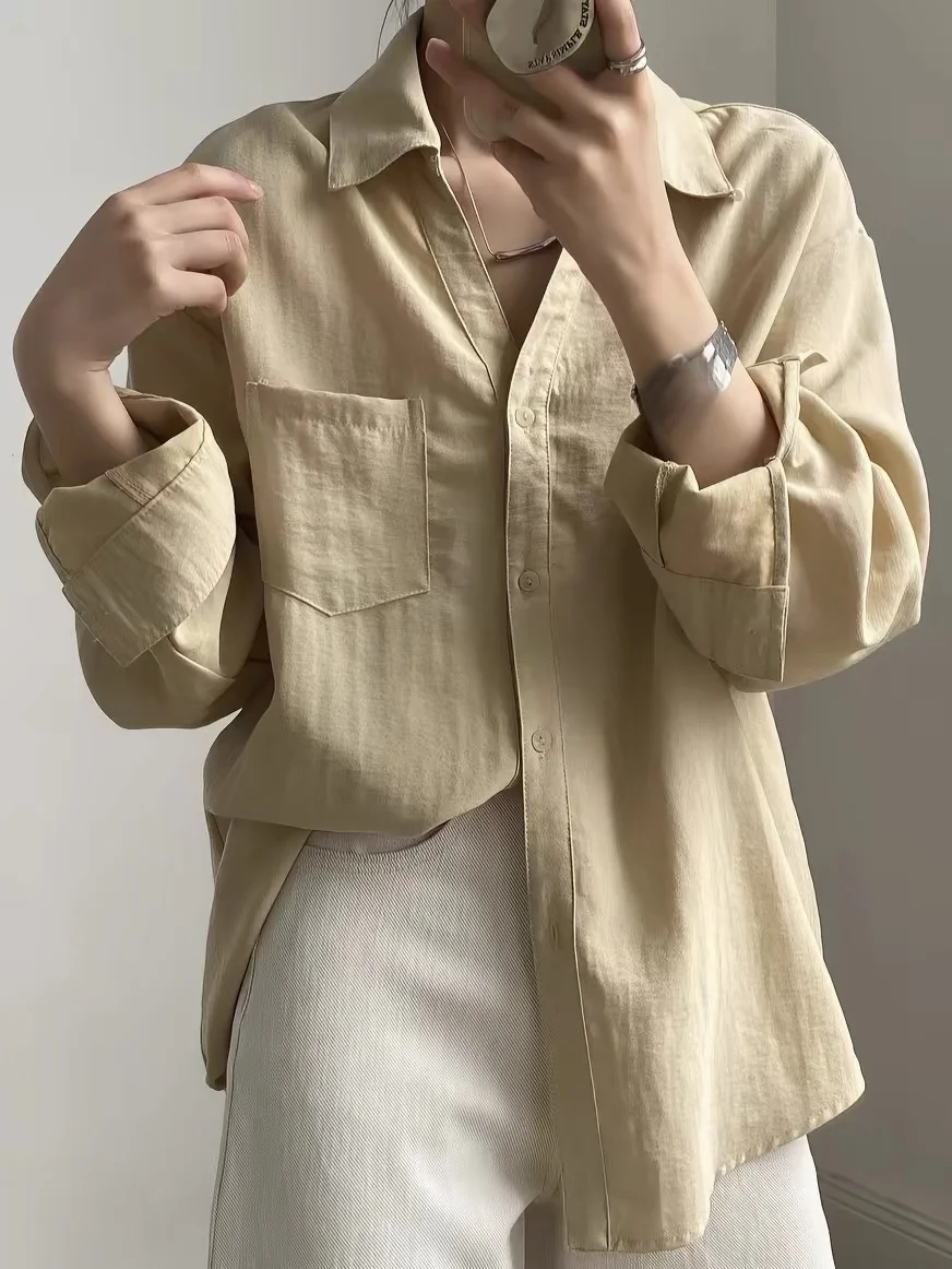 White Linen Lyocell Cotton V-Neck Shirt Women's Spring Casual Loose Long Sleeve Inner Shirt Comfortable Breathable Korean Style
White Linen Lyocell Cotton V-Neck Shirt Women's Spring Casual Loose Long Sleeve Inner Shirt Comfortable Breathable Korean Style