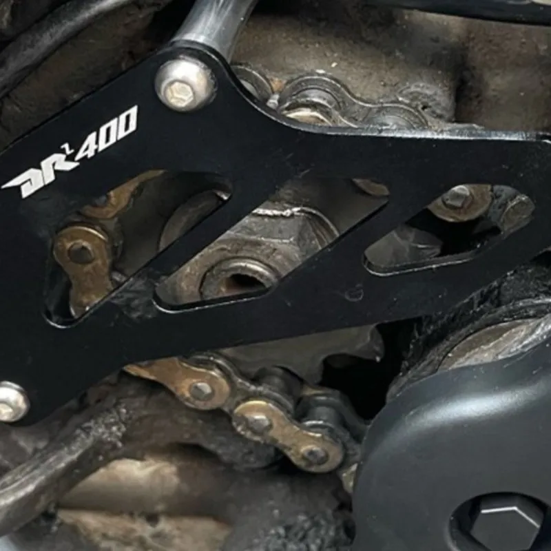 FOR SUZUKI DRZ400SM DRZ400S Motorcycle Front Sprocket Chain Guard Cover Protector part DRZ 400 DRZ400E DRZ400 S SM E 2005-2022
FOR SUZUKI DRZ400SM DRZ400S Motorcycle Front Sprocket Chain Guard Cover Protector part DRZ 400 DRZ400E DRZ400 S SM E 2005-2022