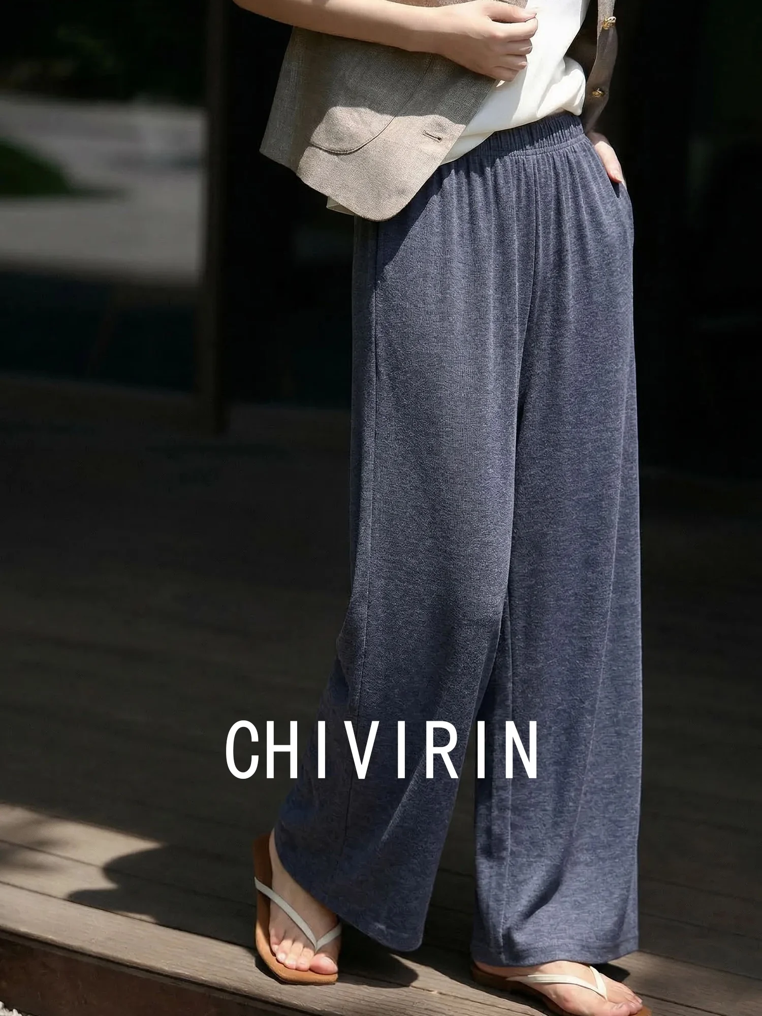 Gray Drapey Wide Leg Pants Women's Summer Loose Elastic Waist Casual Breathable Straight Cut Long Trousers Korean Style
Gray Drapey Wide Leg Pants Women's Summer Loose Elastic Waist Casual Breathable Straight Cut Long Trousers Korean Style