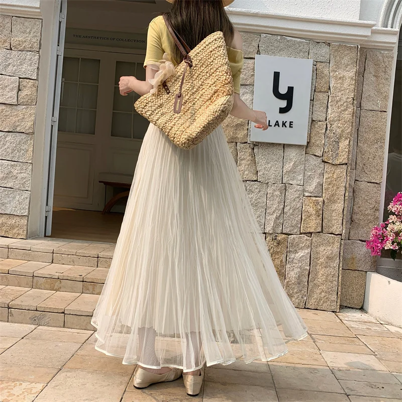 Elegant Fairylike Pleated Midi Skirt with Net Underlay Slimming A-Line Design Large Umbrella Skirt High Waist Polyester Fabric
Elegant Fairylike Pleated Midi Skirt with Net Underlay Slimming A-Line Design Large Umbrella Skirt High Waist Polyester Fabric