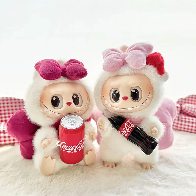 Только одежда Kawaii Labubu, плюшевая кукла, кулон, большой бант, сердце девушки, милые плюшевые игрушки, аксессуары для одежды, подарок на день рождения для девочек
Только одежда Kawaii Labubu, плюшевая кукла, кулон, большой бант, сердце девушки, милые плюшевые игрушки, аксессуары для одежды, подарок на день рождения для девочек