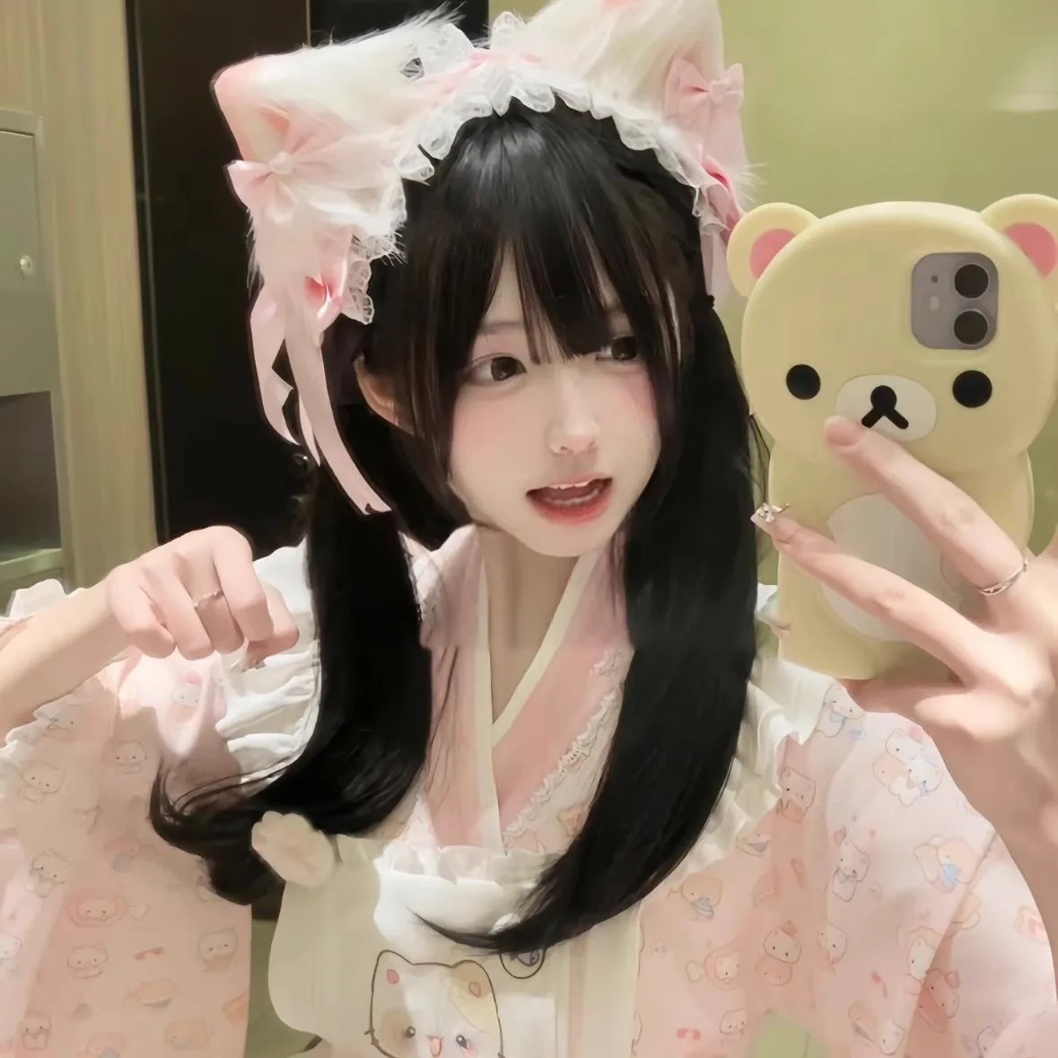 Lolita Cat Ear Headband, Kawaii Cosplay Hair Accessory for Anime Convention, Maid Style Adjustable Headpiece,Sweet & Cute Design
Lolita Cat Ear Headband, Kawaii Cosplay Hair Accessory for Anime Convention, Maid Style Adjustable Headpiece,Sweet & Cute Design