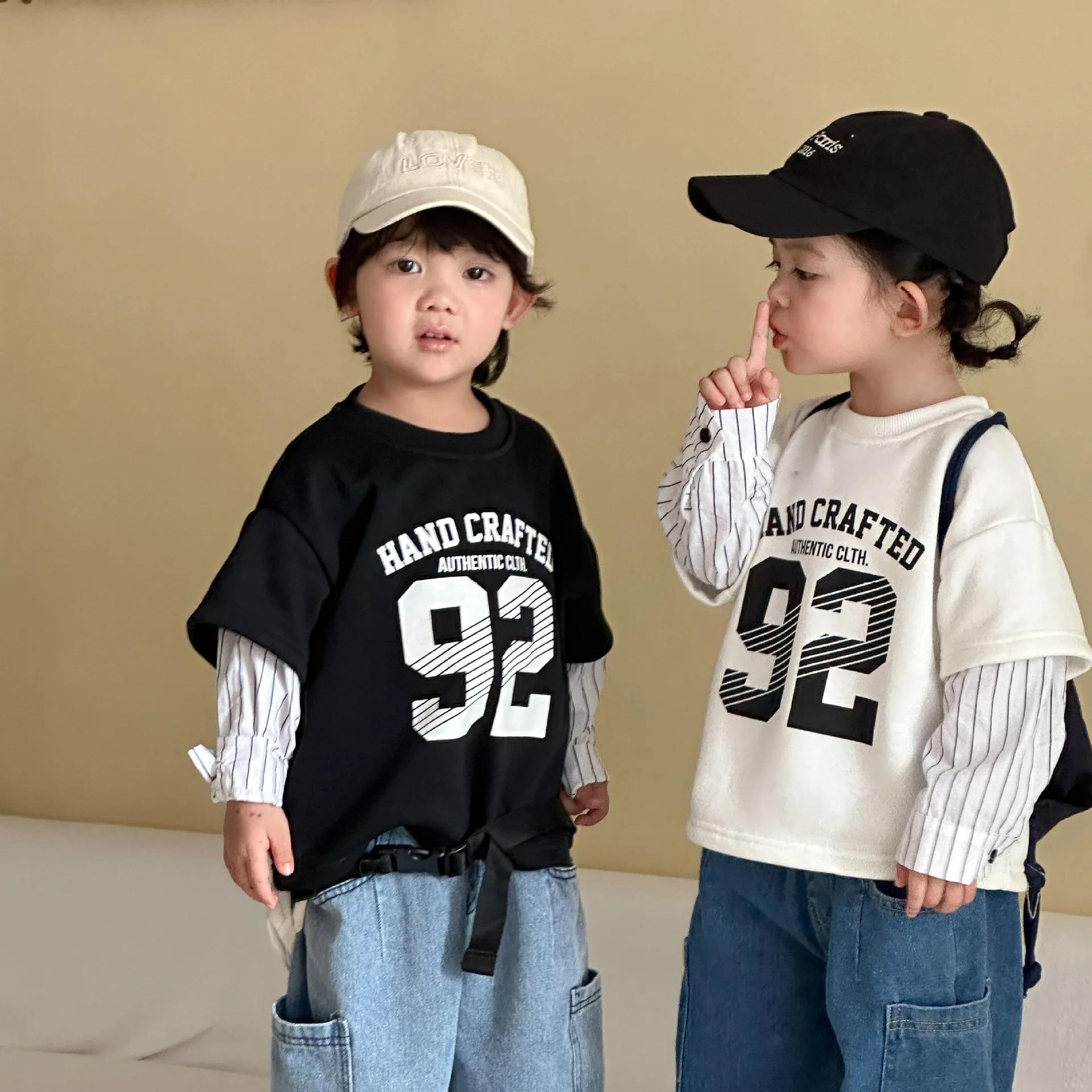 2026 Spring New Children Long Sleeve T Shirts Cotton Girls Letter Print Pullover Tops Kids Clothes Boys Casual Sweatshirts
2026 Spring New Children Long Sleeve T Shirts Cotton Girls Letter Print Pullover Tops Kids Clothes Boys Casual Sweatshirts