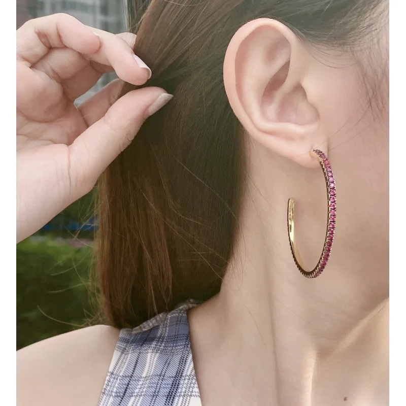 Women's Earrings: European and American Style Micro-Inlaid Colorful Zircon C-Shaped Large Earrings, Sexy and Elegant Girls' Ear
Women's Earrings: European and American Style Micro-Inlaid Colorful Zircon C-Shaped Large Earrings, Sexy and Elegant Girls' Ear