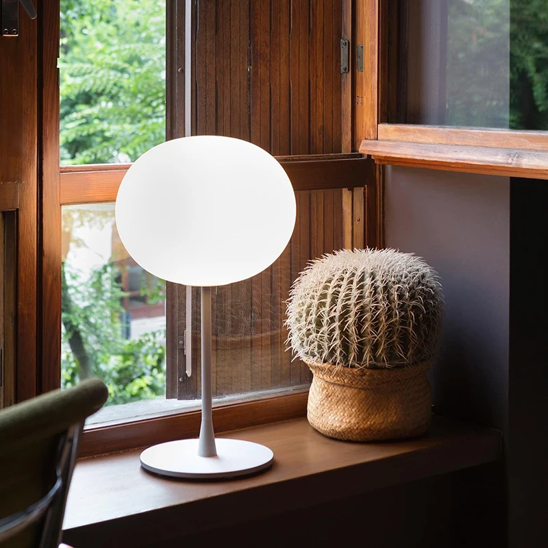 Italian Fog White Table Lamp Desk Lamp Pendulum Lamp Simple Bedside Lamp Glass Lamp
Italian Fog White Table Lamp Desk Lamp Pendulum Lamp Simple Bedside Lamp Glass Lamp