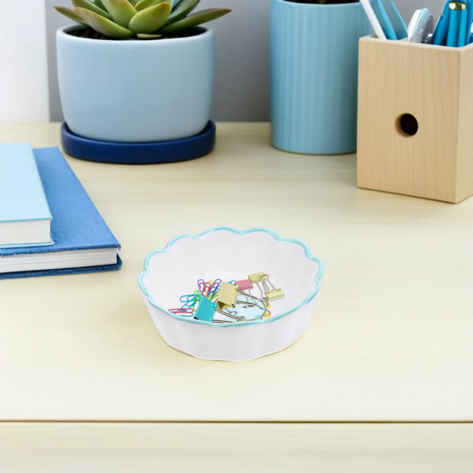 Ceramic Dinosaur Paper Clip Holder Desk Organizer Binder Clip Dispenser Office Supplies Storage Cup Ring Holder Dish
Ceramic Dinosaur Paper Clip Holder Desk Organizer Binder Clip Dispenser Office Supplies Storage Cup Ring Holder Dish