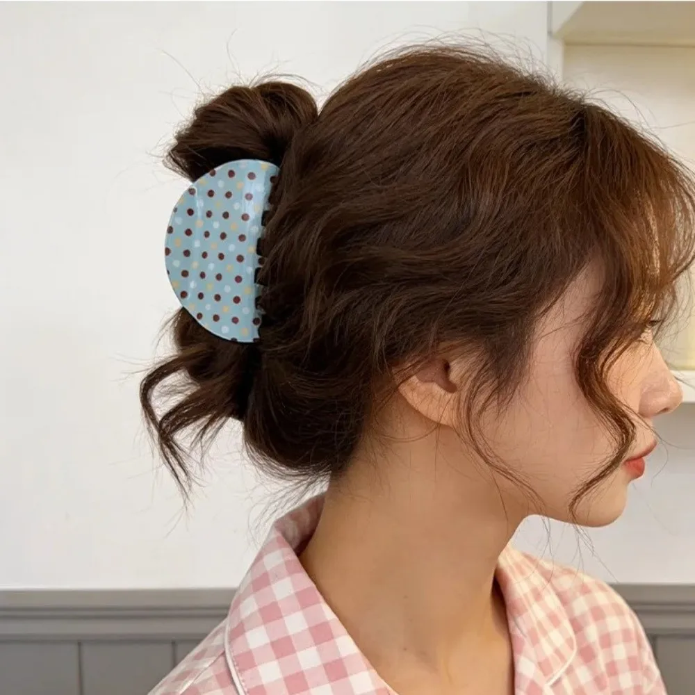 Creative Blue Polka Dot Hair Claw Hairpin Large Acetate Grab Clip Geometry Korean Style Shark Clip Hair Accessories
Creative Blue Polka Dot Hair Claw Hairpin Large Acetate Grab Clip Geometry Korean Style Shark Clip Hair Accessories