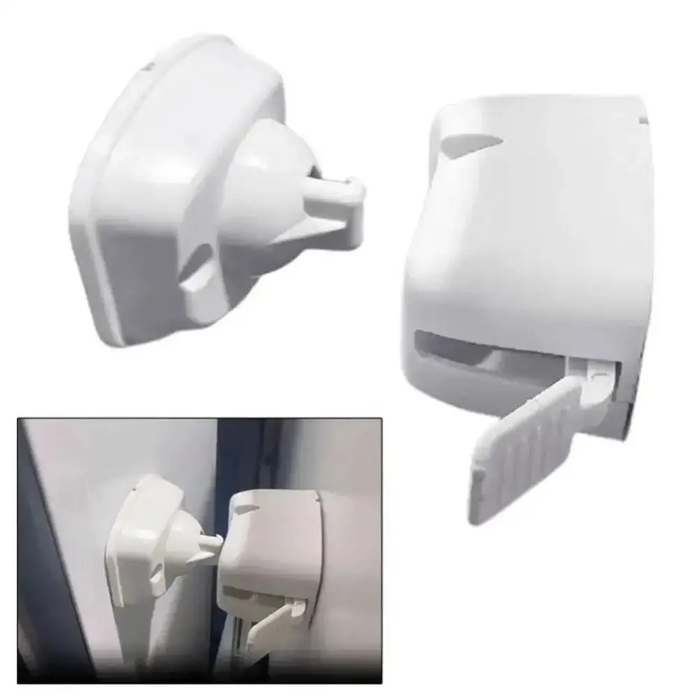 Прочный нейлоновый фиксатор двери кемпера, держатель защелки для грузового прицепа, аксессуары для дома на колесах, зажимы для отсеков
Прочный нейлоновый фиксатор двери кемпера, держатель защелки для грузового прицепа, аксессуары для дома на колесах, зажимы для отсеков