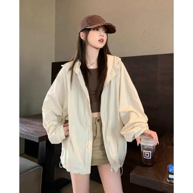 Sunscreen clothes women's 2025 summer new design sense drawstring hooded breathable jacket loose thin sunscreen jacket
Sunscreen clothes women's 2025 summer new design sense drawstring hooded breathable jacket loose thin sunscreen jacket