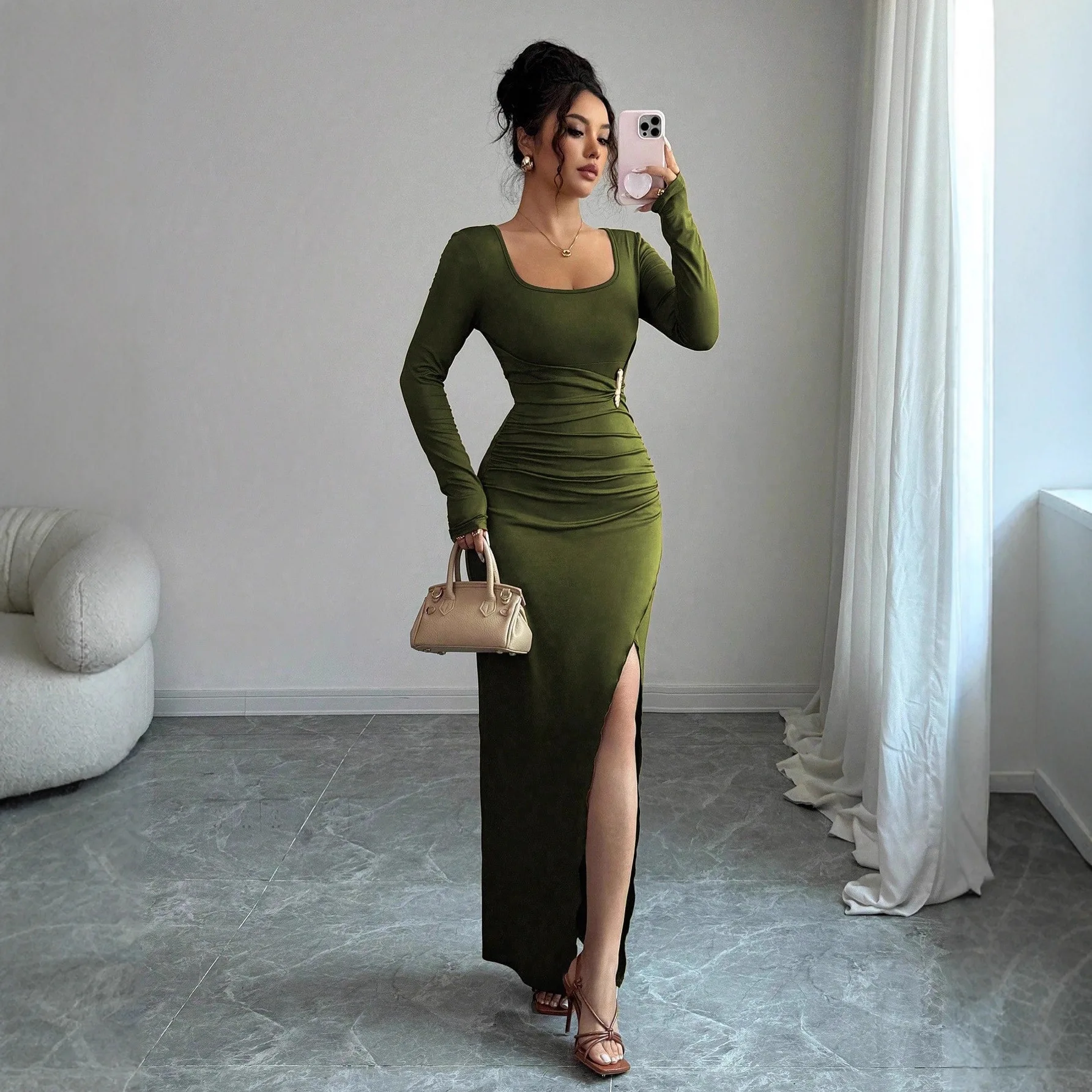 2026 Spring New U-neck Solid Color Slimming Knitted Long-sleeved Slit Dress
2026 Spring New U-neck Solid Color Slimming Knitted Long-sleeved Slit Dress