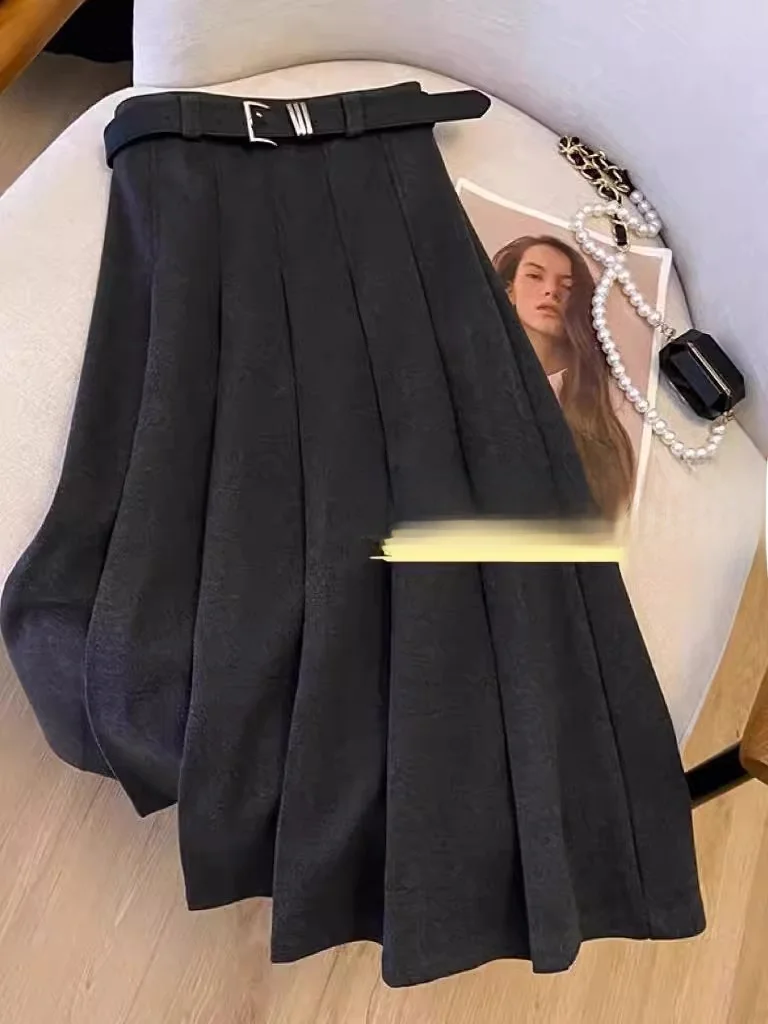 plus Size Women's Black Woolen Skirt High Waist A-Line Skirt Slimming Pleated Business Casual Versatile Office Wear
plus Size Women's Black Woolen Skirt High Waist A-Line Skirt Slimming Pleated Business Casual Versatile Office Wear