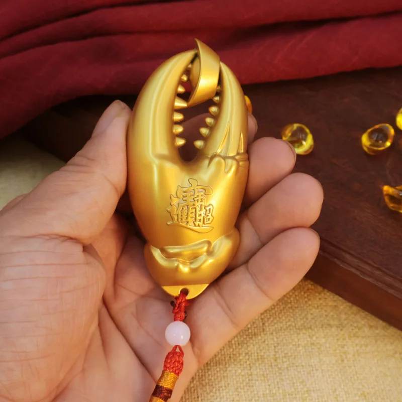 Brass Money in Hand Yuanbao Crab Claw Handheld Ornament Home Decor Stress Relief Gift Copper Decoration Wealth Gathering
Brass Money in Hand Yuanbao Crab Claw Handheld Ornament Home Decor Stress Relief Gift Copper Decoration Wealth Gathering