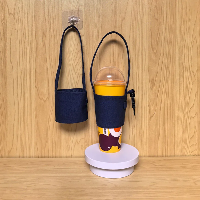New Foldable Cup Sleeve Keychain Outdoor Portable Milk Tea Cup Holder Hook Reusable Insulated Sleeve for Iced Coffee Cups
New Foldable Cup Sleeve Keychain Outdoor Portable Milk Tea Cup Holder Hook Reusable Insulated Sleeve for Iced Coffee Cups