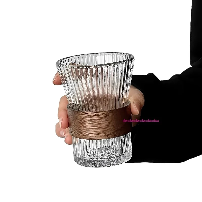 High borosilicate glass thickened cold kettle drinking cup large capacity cold water juice jug
High borosilicate glass thickened cold kettle drinking cup large capacity cold water juice jug