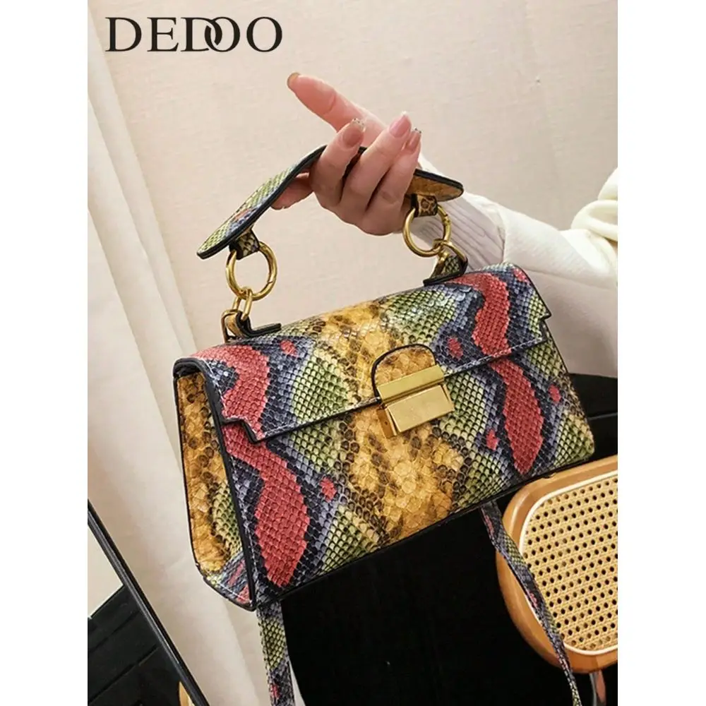 HighEnd Texture, Light Luxury, Snake Print Niche Design, Versatile Handheld, Detachable Shoulder Cross, Armpit Lock
HighEnd Texture, Light Luxury, Snake Print Niche Design, Versatile Handheld, Detachable Shoulder Cross, Armpit Lock