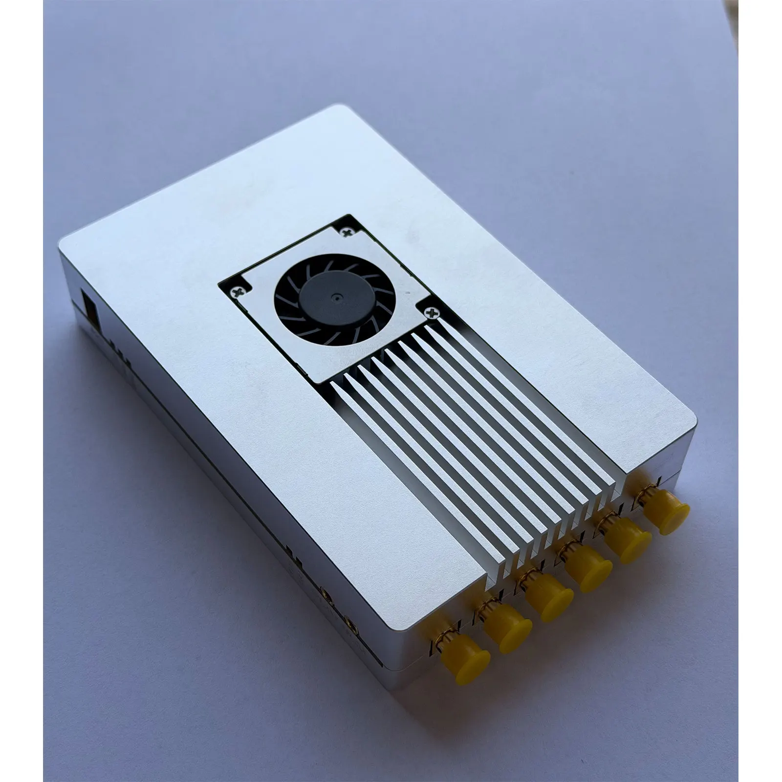 GOOD XC7Z100+ADRV9009 Development Board Onboard GPS Module with CNC Shell Support for ADI IIO Oscilloscope
GOOD XC7Z100+ADRV9009 Development Board Onboard GPS Module with CNC Shell Support for ADI IIO Oscilloscope