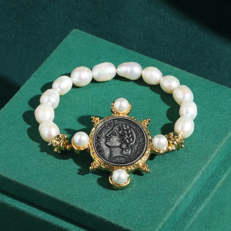 Vintage Beauty's Profile Ancient Coin Pearl Bracelet Beads Charm Retro Jewelry Luxury Antique Gold Plated Accessories 2026 New
Vintage Beauty's Profile Ancient Coin Pearl Bracelet Beads Charm Retro Jewelry Luxury Antique Gold Plated Accessories 2026 New