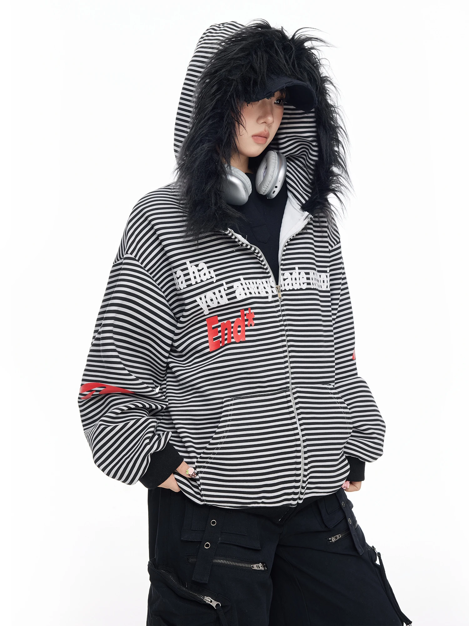 American Retro Fleece Lined Hooded Striped Jacket Women's Autumn Winter New Lazy Style Loose Thickened Sweatshirt Cardigan
American Retro Fleece Lined Hooded Striped Jacket Women's Autumn Winter New Lazy Style Loose Thickened Sweatshirt Cardigan