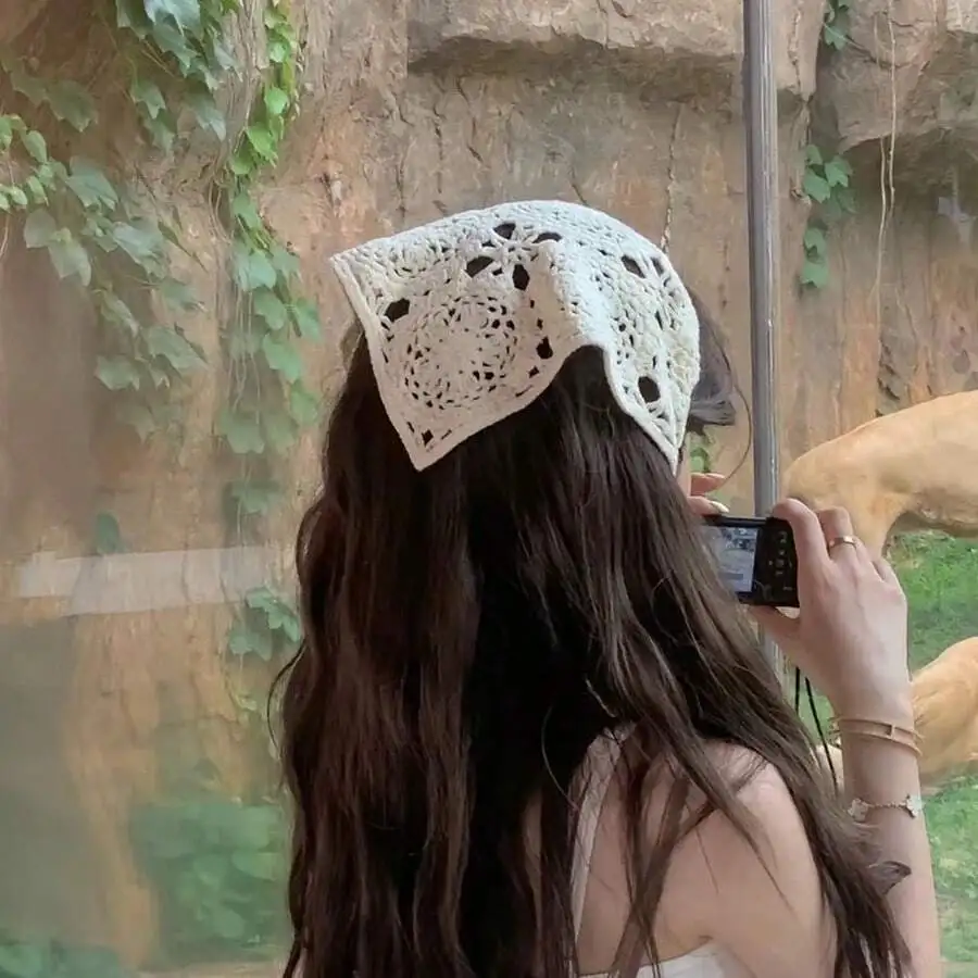 Вязаная крючком треугольная головная повязка с цветочным узором для женщин, винтажный аксессуар для волос
Вязаная крючком треугольная головная повязка с цветочным узором для женщин, винтажный аксессуар для волос