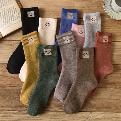 5 Pairs Autumn Winter Women's Sock Japanese Cartoon Smile Solid Color Women Sleeping Mid-tude Comfort Wool Reinforced Loop Socks