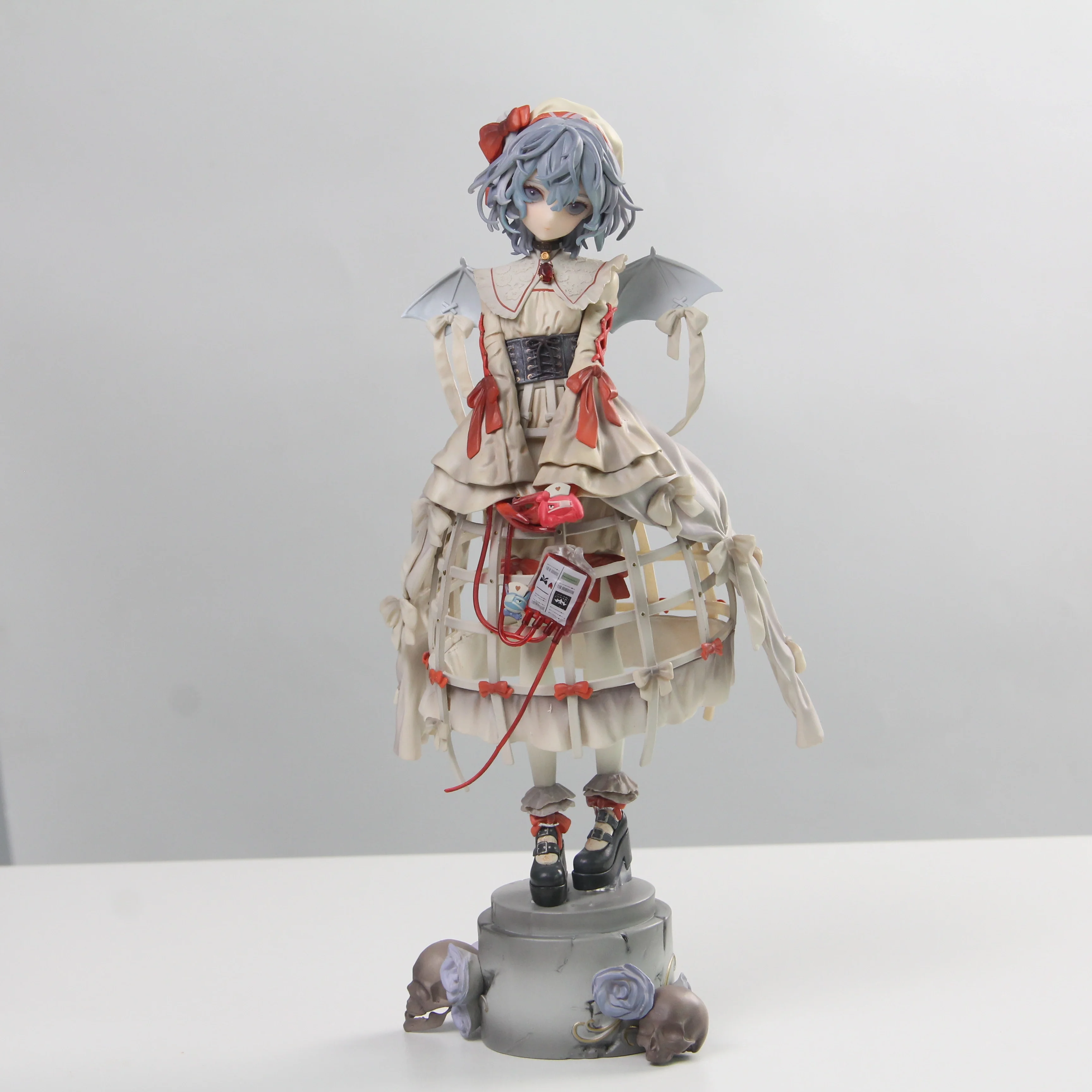 Touhou Project Remilia Scarlet Figure Blood Bag Themed Short Hair Anime Statue Collectible Desktop Decor Model For Anime Gift
Touhou Project Remilia Scarlet Figure Blood Bag Themed Short Hair Anime Statue Collectible Desktop Decor Model For Anime Gift