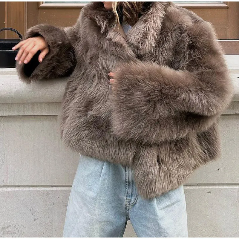 Women Chic Loose Furry Fur Coat Stand-up Collar Solid Color Full Sleeves Keep Warm Thick Coats 2025 New Fashion Daily Outerwear
Women Chic Loose Furry Fur Coat Stand-up Collar Solid Color Full Sleeves Keep Warm Thick Coats 2025 New Fashion Daily Outerwear