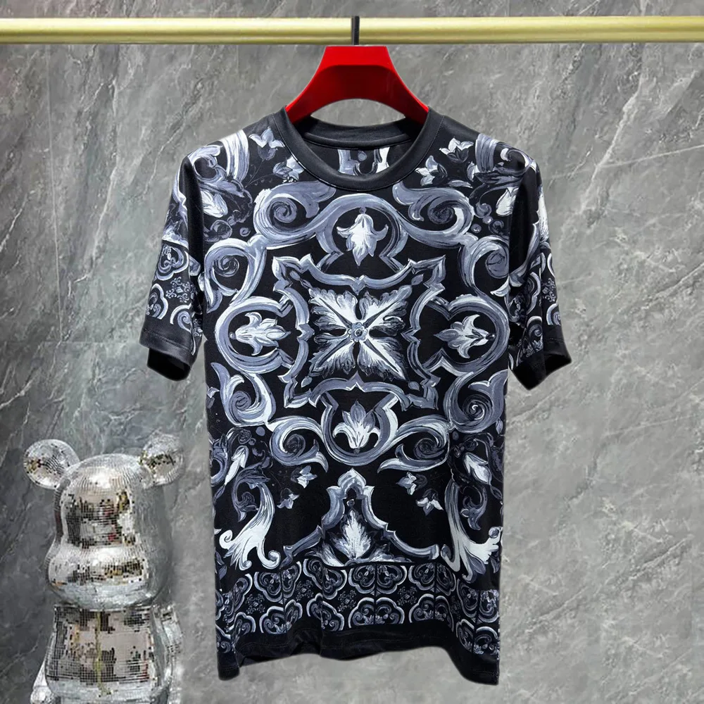 Summer New Tshirt For Men Men Social Club Outfits Personalized Pattern Print Short Sleeve Tshirt Retro Nostalgia Tee Shirt Homme
Summer New Tshirt For Men Men Social Club Outfits Personalized Pattern Print Short Sleeve Tshirt Retro Nostalgia Tee Shirt Homme