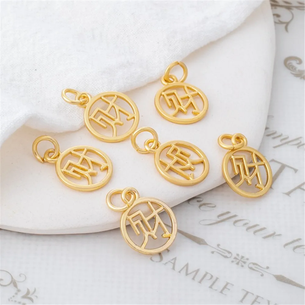 18k Copper Gold Matte Gold Color Preservation Sand Gold Hollow Caifu Lexi Pendant Bracelet Necklace Diy Jewelry Charm Pendant
18k Copper Gold Matte Gold Color Preservation Sand Gold Hollow Caifu Lexi Pendant Bracelet Necklace Diy Jewelry Charm Pendant