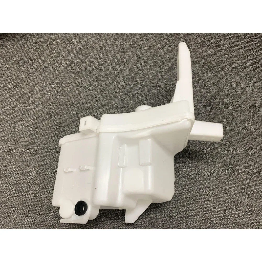 For Toyota Corolla Levin 2019 2020 2021 Windshield Washer Reservoir
For Toyota Corolla Levin 2019 2020 2021 Windshield Washer Reservoir