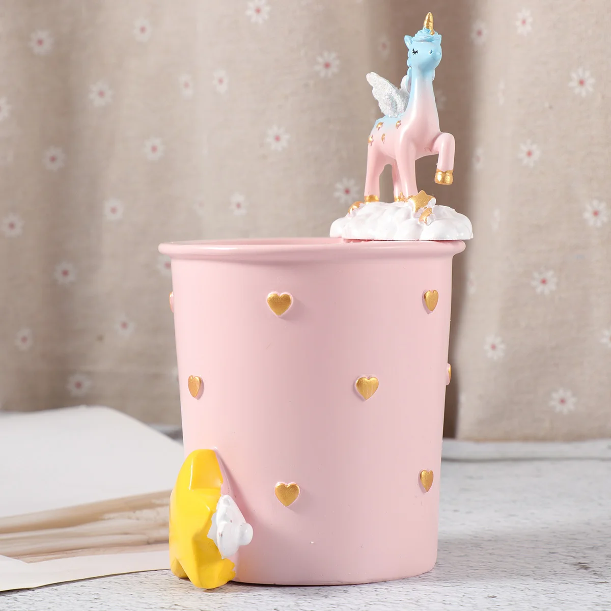 Cartoon Resin Pen Holder Creative Desktop Organizer Storage Box for Pens Pencils Cosmetics Desk Organizer
Cartoon Resin Pen Holder Creative Desktop Organizer Storage Box for Pens Pencils Cosmetics Desk Organizer