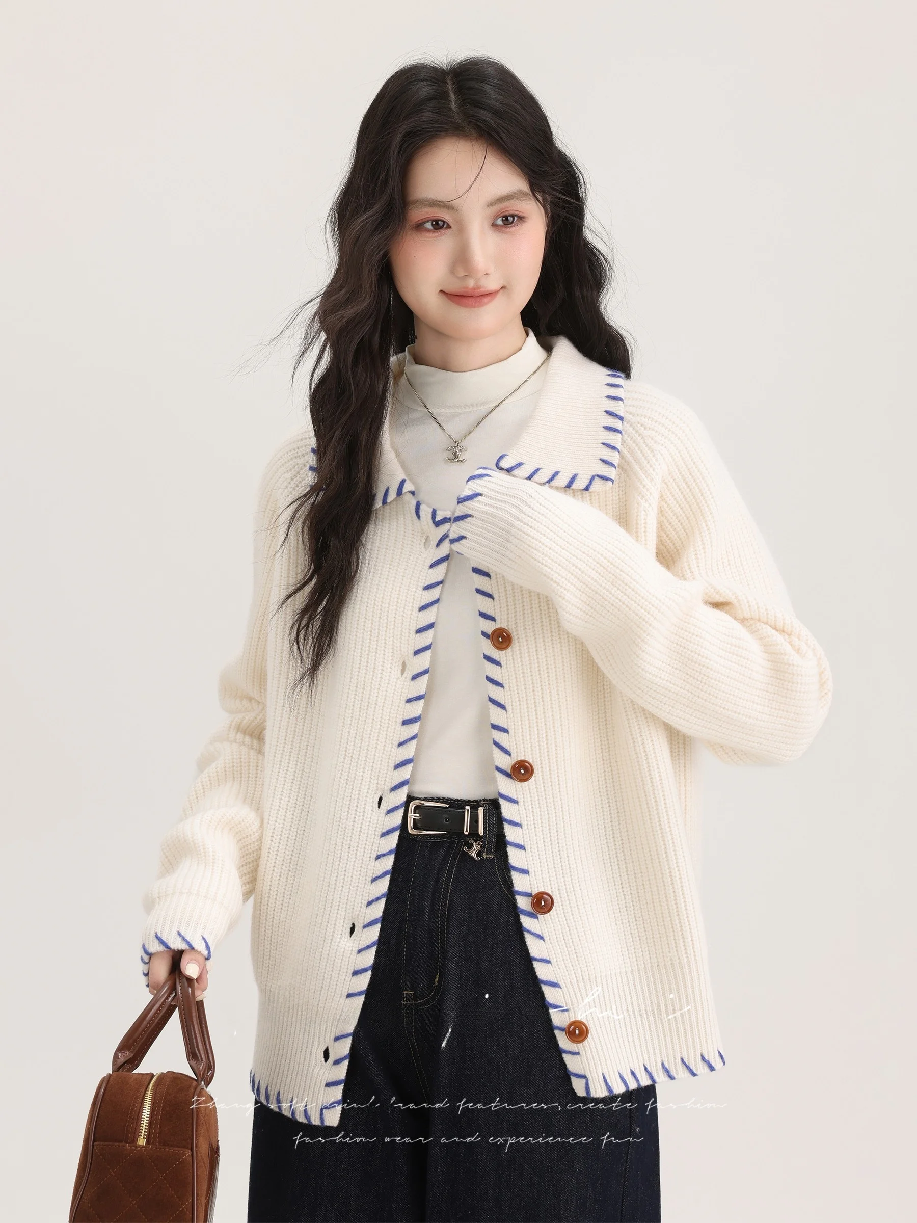 Autumn Winter Women's Knitted Open Cardigan Sweater Flip Collar Outerwear Peach Color College Style Loose Fit Long Sleeve Top
Autumn Winter Women's Knitted Open Cardigan Sweater Flip Collar Outerwear Peach Color College Style Loose Fit Long Sleeve Top