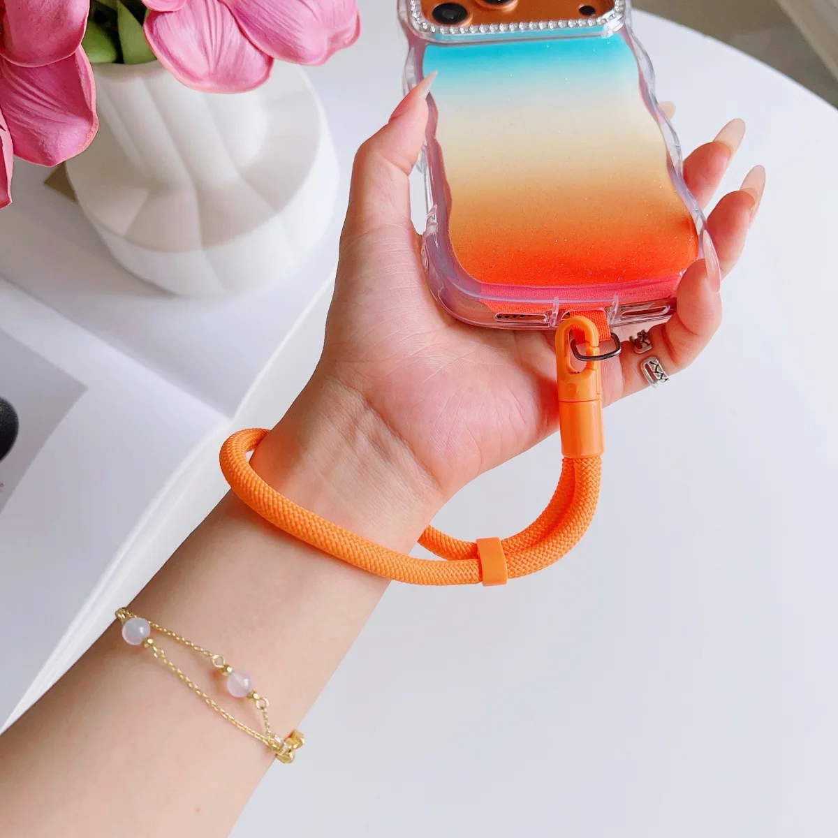 Universal Mobile Phone Lanyard Adjustable Short Wrist Strap with Clip Self-locking Anti-drop Design Durable Phone Strap Chain
Universal Mobile Phone Lanyard Adjustable Short Wrist Strap with Clip Self-locking Anti-drop Design Durable Phone Strap Chain
