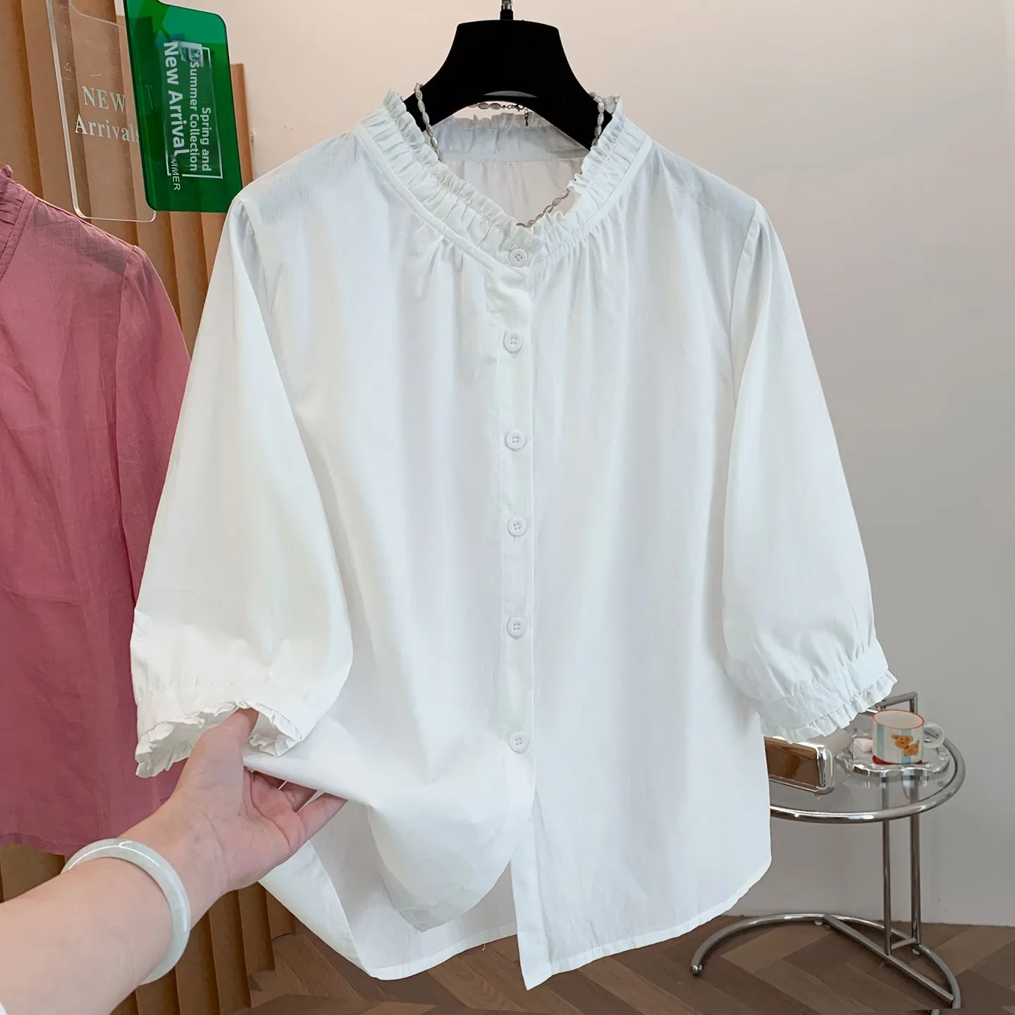 Summer Short Sleeve Shirt Women's Vintage Art Pure Color Five-Button Thin Top Open Cardigan Ear Mushroom Collar Short Style
Summer Short Sleeve Shirt Women's Vintage Art Pure Color Five-Button Thin Top Open Cardigan Ear Mushroom Collar Short Style