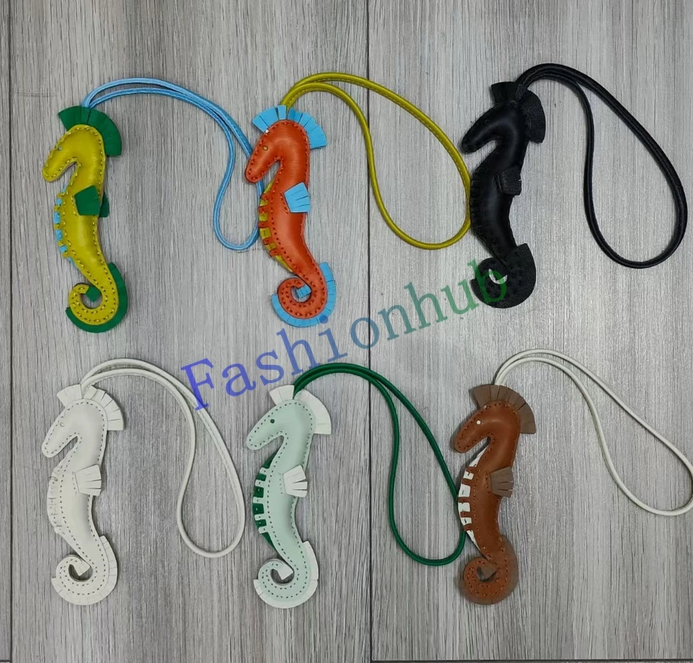 Lovely Leather Seahorse Drop Decoration Hippo Hanging Ornament Key Chain Strap Bag Charm For Designer Handbag Backpack Purse Car
Lovely Leather Seahorse Drop Decoration Hippo Hanging Ornament Key Chain Strap Bag Charm For Designer Handbag Backpack Purse Car