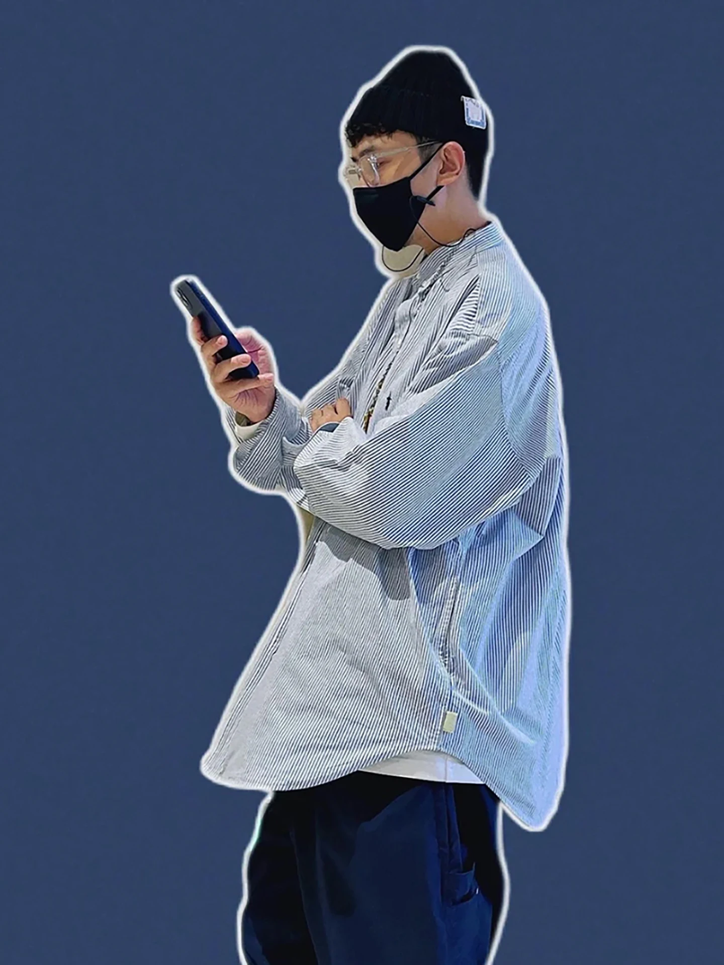 Long Sve Embroidered Loose Fit Casual irt for Men Blue White Stripes y Sle Ox Cloth Faionable Urban Wear
Long Sve Embroidered Loose Fit Casual irt for Men Blue White Stripes y Sle Ox Cloth Faionable Urban Wear