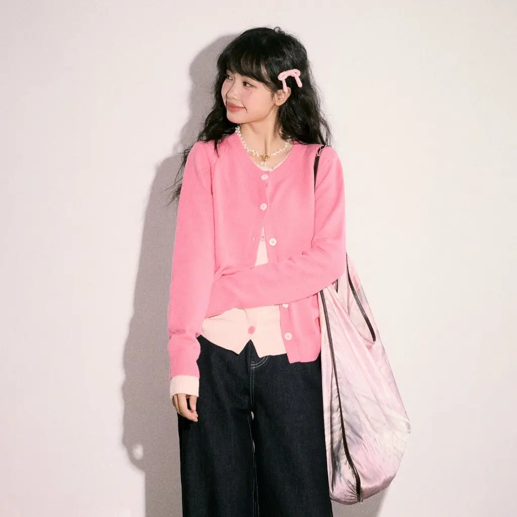 Women's Korean-style Fake Two-Piece Cardigan Sweater Loose Soft Waxy Chic Casual All-Match Spring Autumn Winter Stitching
Women's Korean-style Fake Two-Piece Cardigan Sweater Loose Soft Waxy Chic Casual All-Match Spring Autumn Winter Stitching