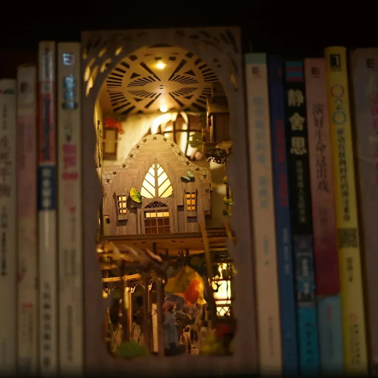 НОВЫЙ DIY деревянный книжный уголок, набор вставок для полки, европейские садовые подставки для книг, миниатюрные строительные наборы, украшение для книжной полки, подарки для друзей
НОВЫЙ DIY деревянный книжный уголок, набор вставок для полки, европейские садовые подставки для книг, миниатюрные строительные наборы, украшение для книжной полки, подарки для друзей