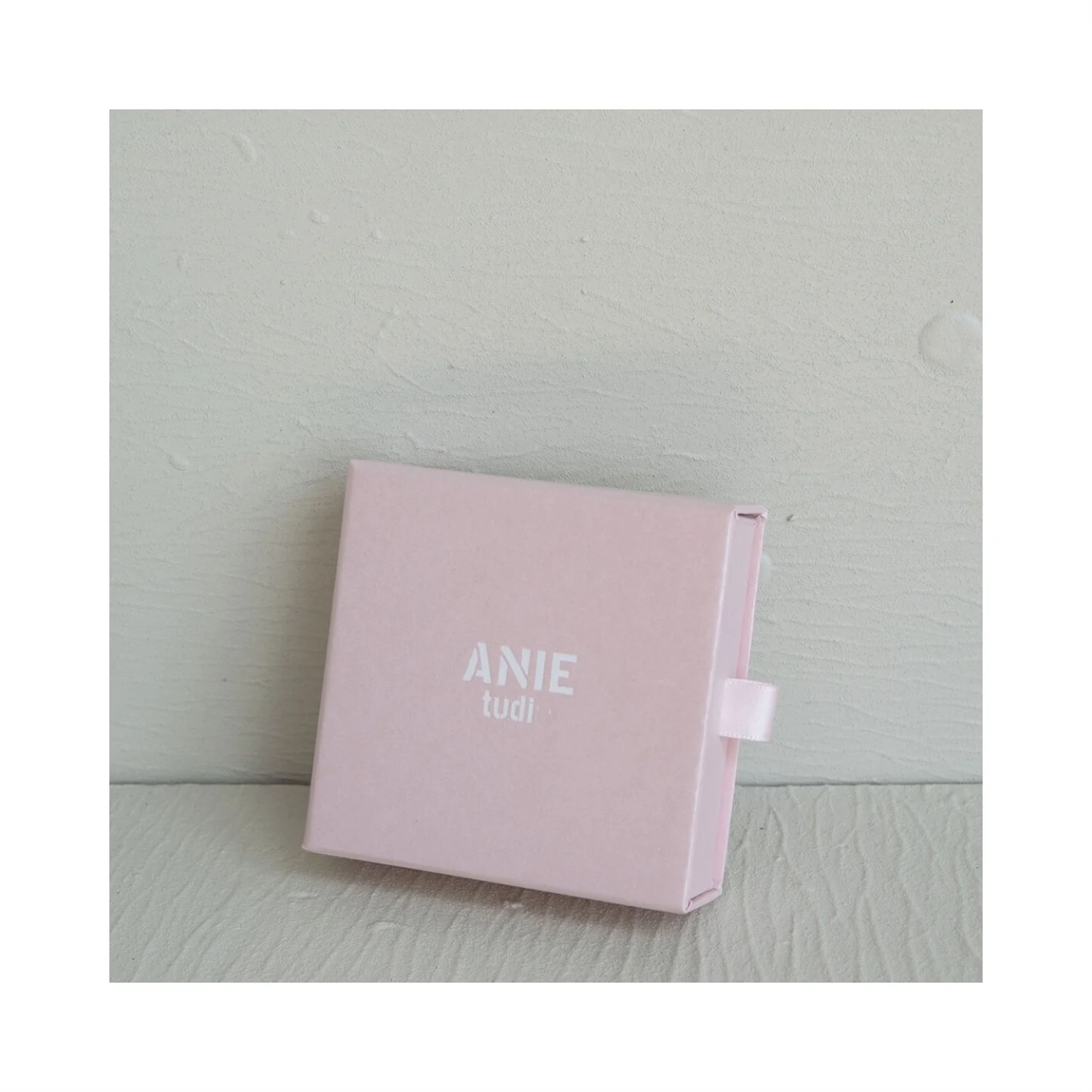 20 pcs pink box custom jewelry box personalized logo paper jewerly packaging drawer box cardboard box
20 pcs pink box custom jewelry box personalized logo paper jewerly packaging drawer box cardboard box
