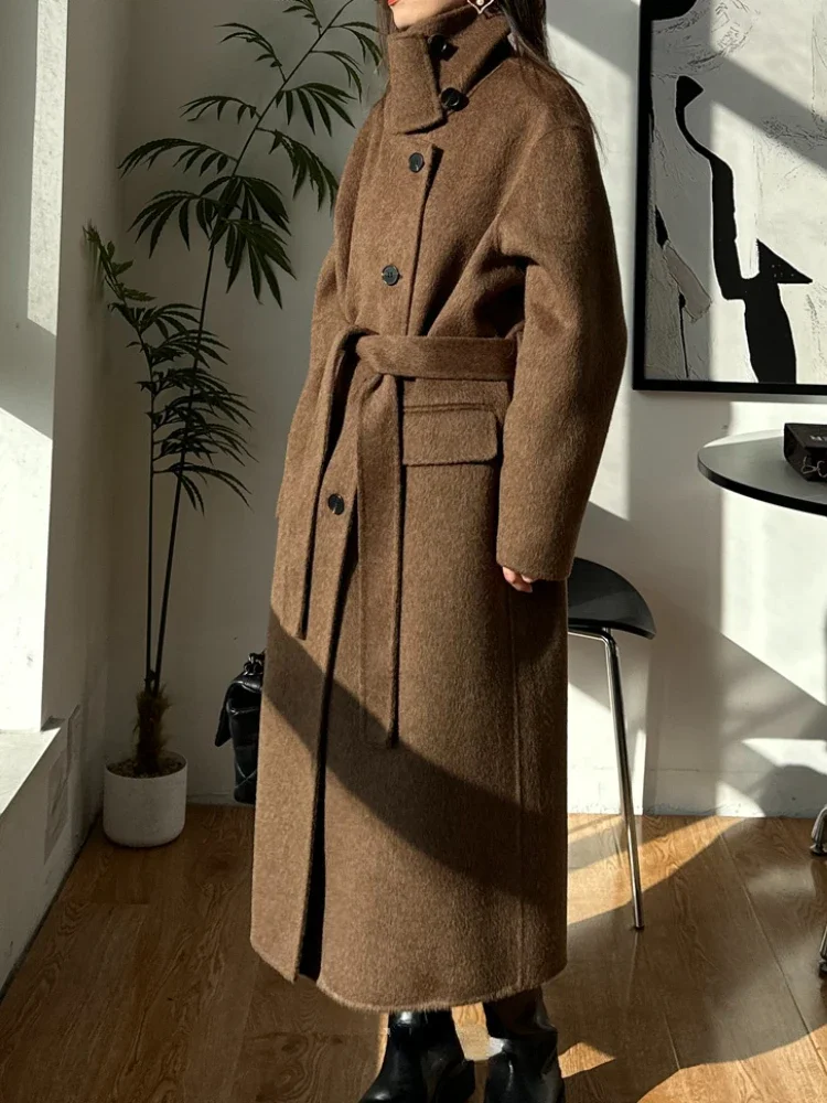 High-end Women Cashmere Wool Long Coat Thick Warm Plush Single Brasted Double-sided Woolen Coat Loose Lace-up Tide Autumn Winter
High-end Women Cashmere Wool Long Coat Thick Warm Plush Single Brasted Double-sided Woolen Coat Loose Lace-up Tide Autumn Winter
