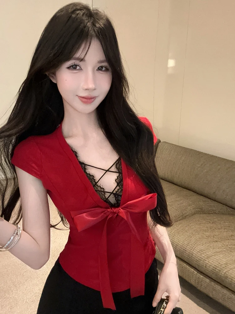 Sweet and spicy chest hollowed out lace short sleeved T-shirt spicy girl wind pure desire to slim down off backless top
Sweet and spicy chest hollowed out lace short sleeved T-shirt spicy girl wind pure desire to slim down off backless top