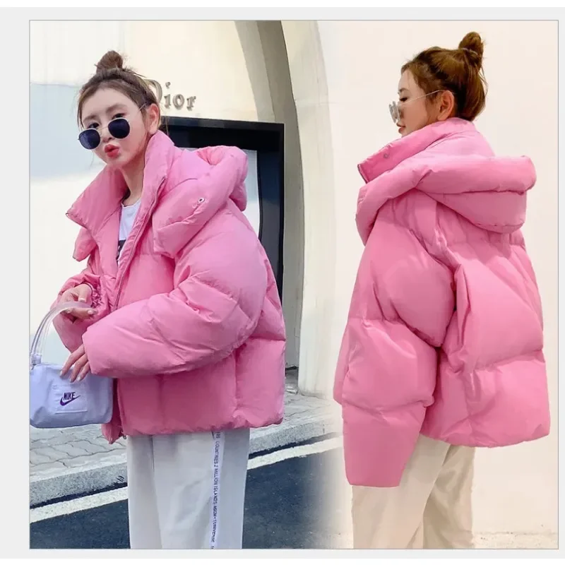 Winter new Korean style down jacket hooded fluffy bread coat women's thickened short coat personality trendy street thick top 
Winter new Korean style down jacket hooded fluffy bread coat women's thickened short coat personality trendy street thick top