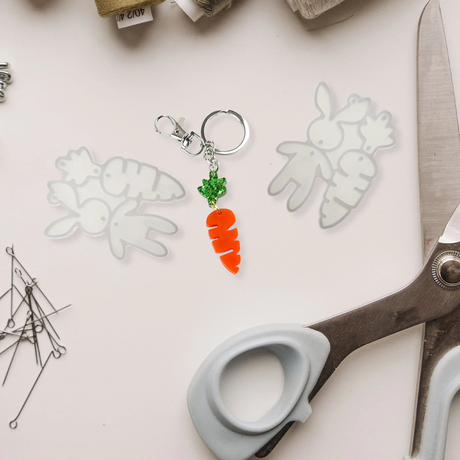 5pcs Keychains Silicone Mold for DIY Epoxy Epoxy Mold Jewelry Bunny Carrot Pendants Hanging Crafts Safe Durable
5pcs Keychains Silicone Mold for DIY Epoxy Epoxy Mold Jewelry Bunny Carrot Pendants Hanging Crafts Safe Durable
