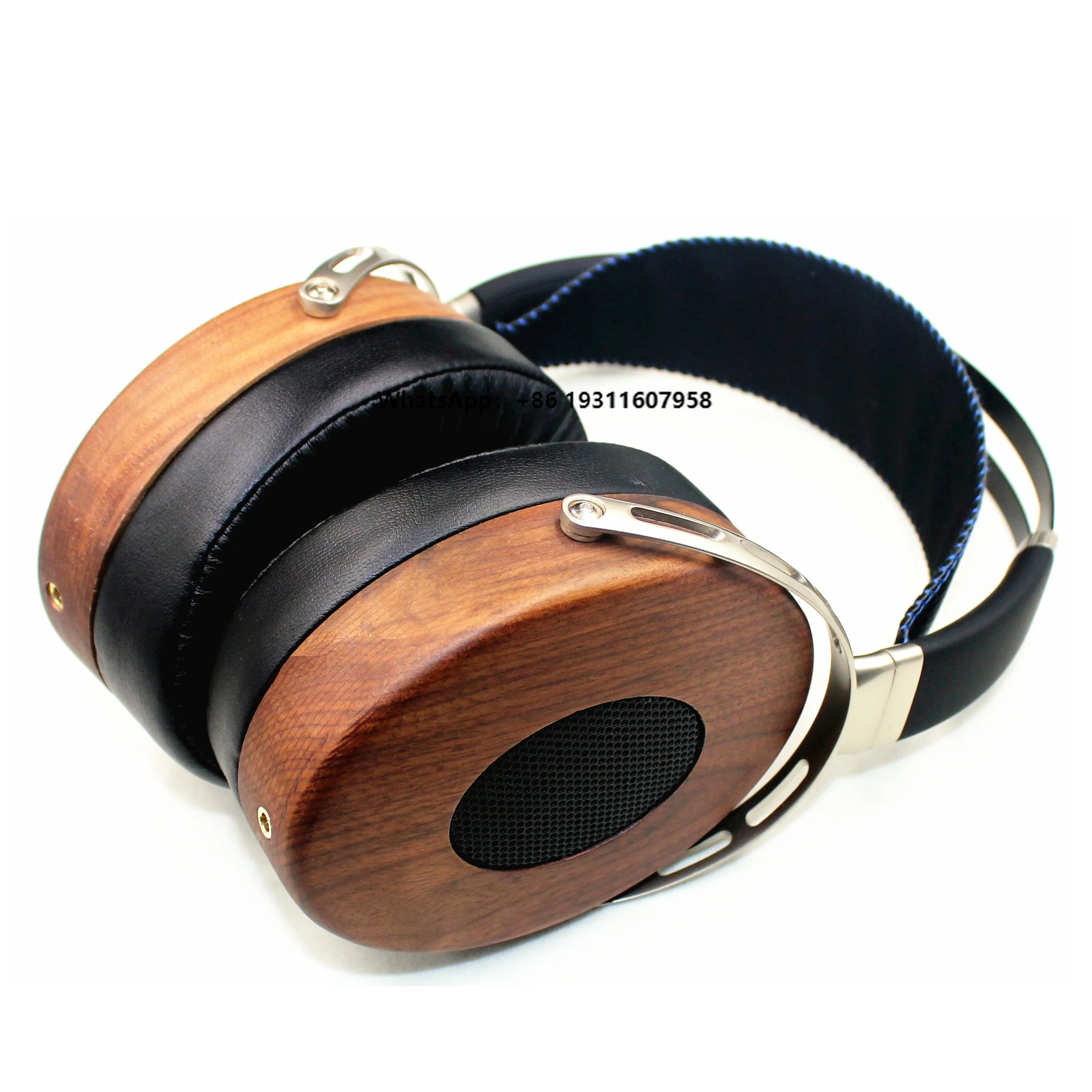Best Quality Hifi Headphone With Diameter 53mm Driver Unit and Hi-compliance Roll Edge and the Diaphragm With the Pu Nanofiber
Best Quality Hifi Headphone With Diameter 53mm Driver Unit and Hi-compliance Roll Edge and the Diaphragm With the Pu Nanofiber