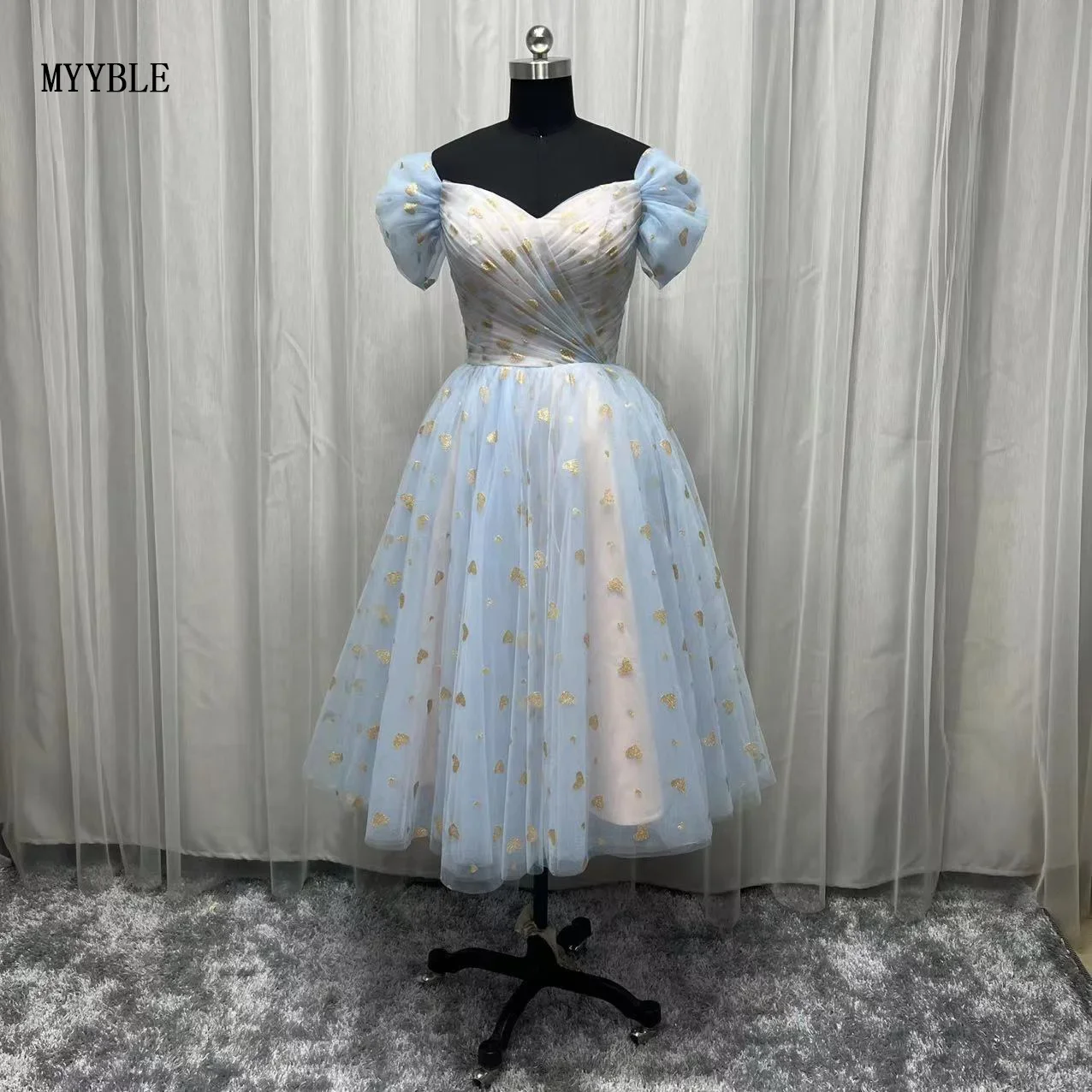 Real Photo Glitter Prom Dresses Off the Shoulder Cap Sleeves Evening Gown Love Tulle A-Line Celebrity Wedding Party Dress
Real Photo Glitter Prom Dresses Off the Shoulder Cap Sleeves Evening Gown Love Tulle A-Line Celebrity Wedding Party Dress