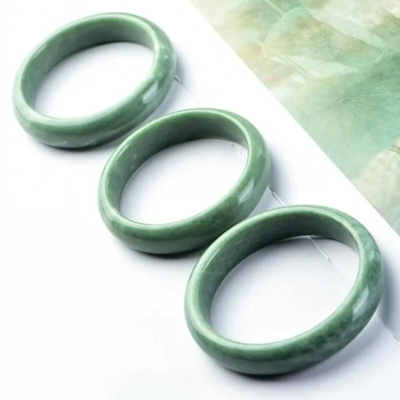 AAA Genuine student girlfriend mother's day gift, cuiyu bracelet supports re-inspection of jewelry.
AAA Genuine student girlfriend mother's day gift, cuiyu bracelet supports re-inspection of jewelry.