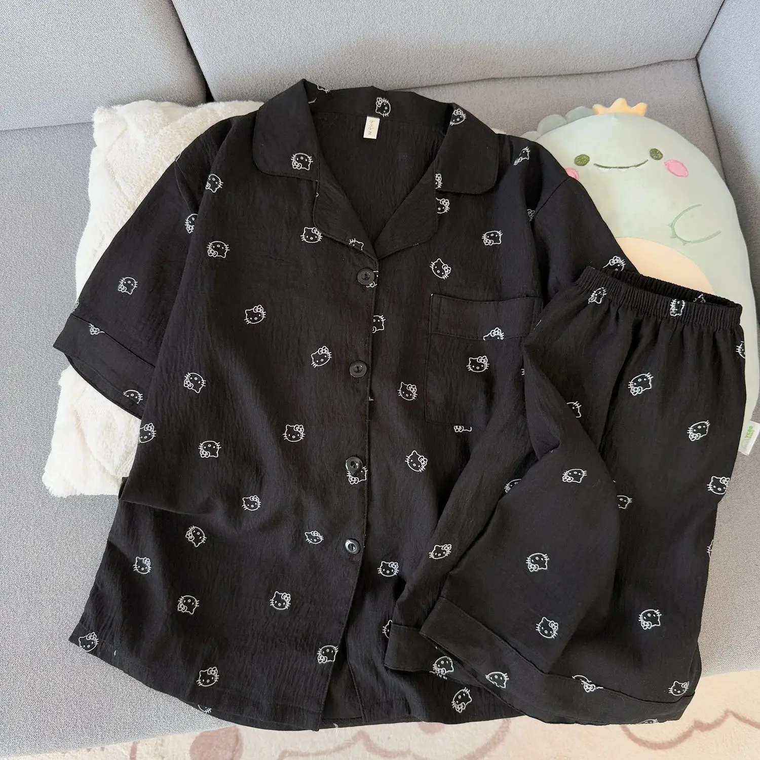 Sanrio Hello Kitty Pajamas 2 Piece Lady Pyjama Y2K Shorts Short Sleeve Sleepwear Summer Pijama Cartoon Nightwear Cute Home Wear
Sanrio Hello Kitty Pajamas 2 Piece Lady Pyjama Y2K Shorts Short Sleeve Sleepwear Summer Pijama Cartoon Nightwear Cute Home Wear