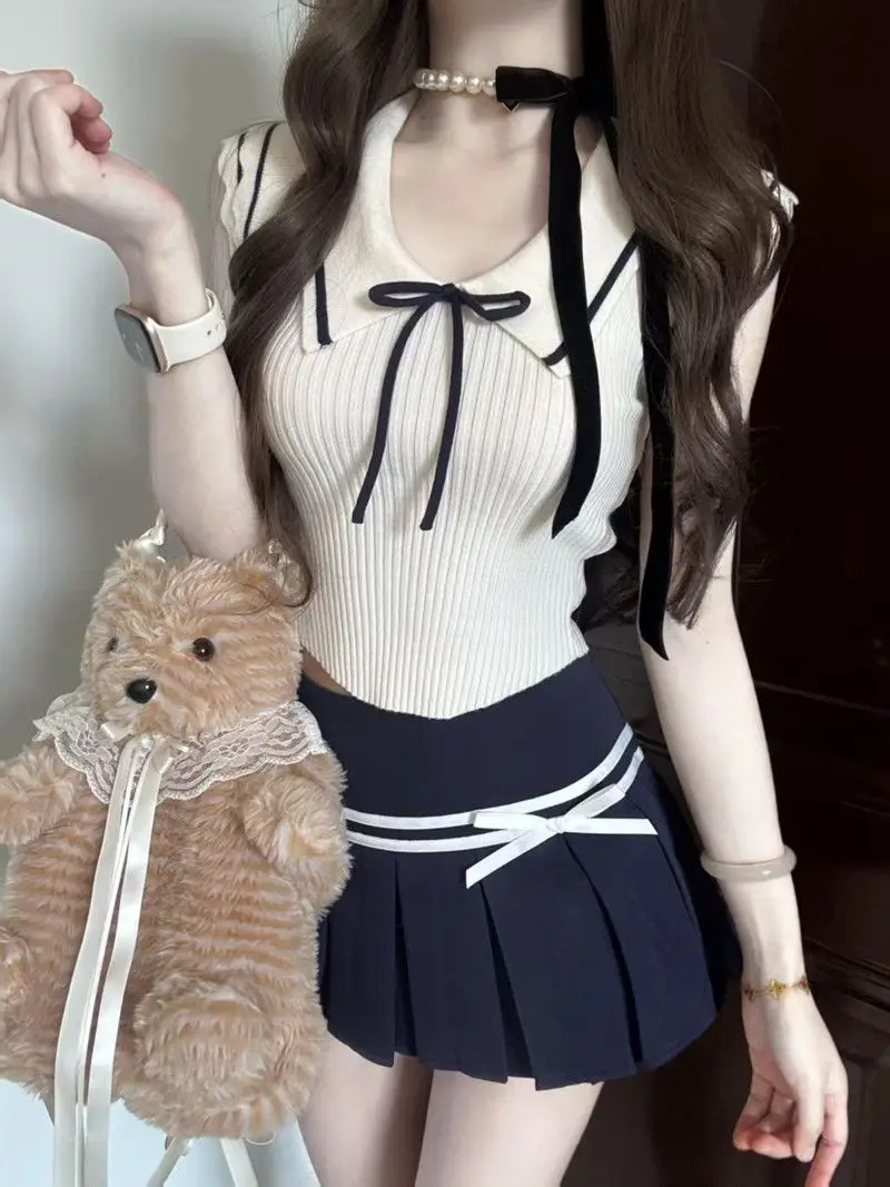 Japan College Style Spring New Style Knitted Short-Sleeved Women'S Bow Pleated Skirt Two-Piece Set With Lace Design
Japan College Style Spring New Style Knitted Short-Sleeved Women'S Bow Pleated Skirt Two-Piece Set With Lace Design